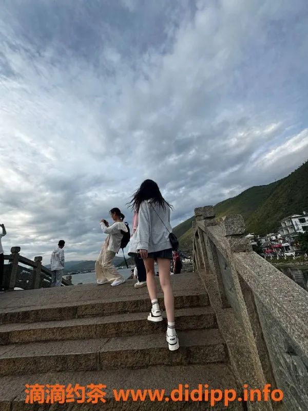 成都楼凤资源信息,武侯区欣然，166高90重仅1000p体验