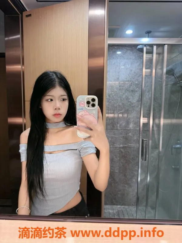 深圳楼凤-宝安湘湘，850元舌吻、鸳鸯浴畅享体验