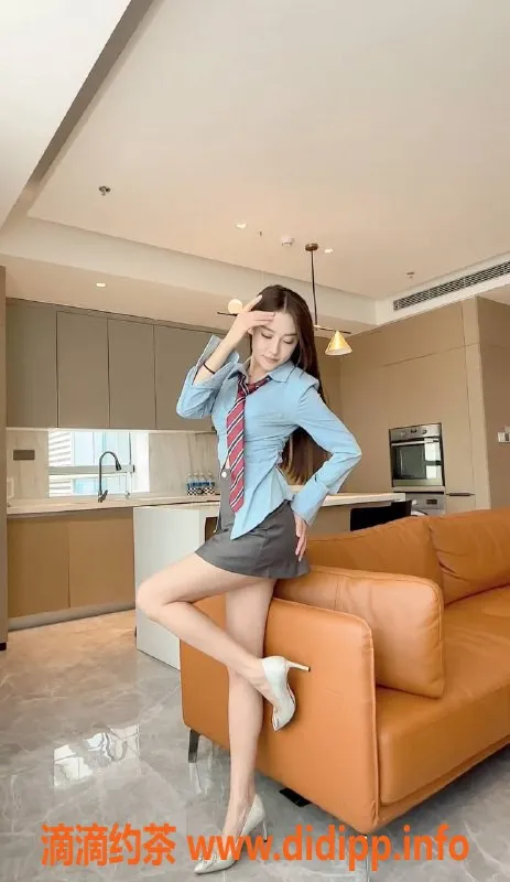 成都楼凤资源信息,高新区Anne，170cm，23岁，900p超值体验