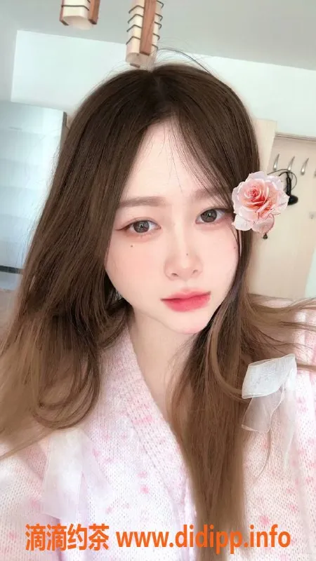 北京楼凤-北京草房米雪，24岁168身高D罩杯甜妹妹