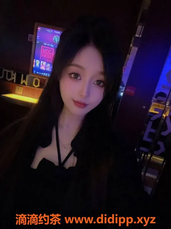 北京楼凤-北京兔宝宝，19岁，168cm，肤白貌美，仅1K茶费