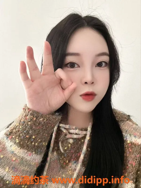 杭州楼凤资源信息,上城区圆圆，20岁165cm，102斤纯天然波浪