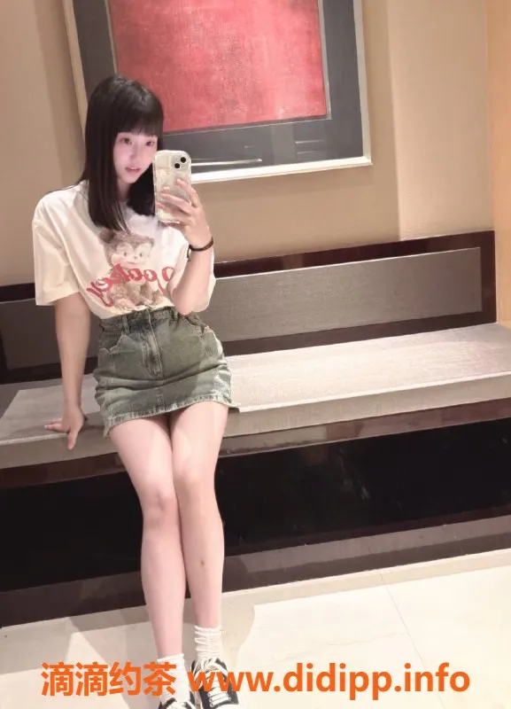 南京楼凤资源信息,建邺区艺恩，21岁嫩妹，身高162，水费700P起