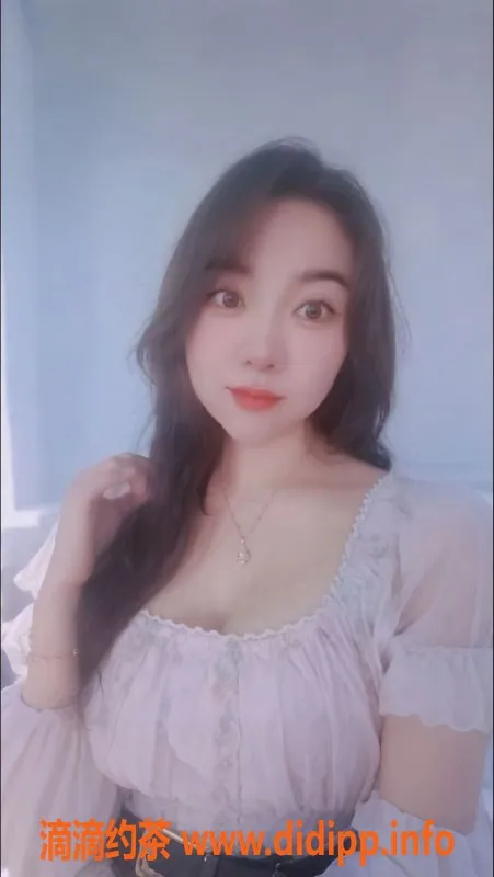 广州楼凤-果果，天河区茶费500，优质服务等你体验