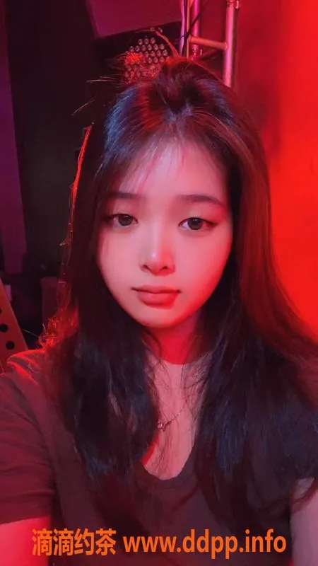 广州楼凤资源信息,海珠甜崽崽，嫩妹特惠688p欢迎体验