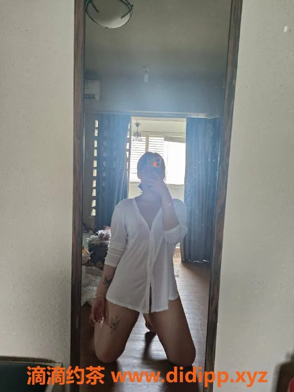 广州楼凤-海珠甜崽崽，嫩妹特惠688p欢迎体验