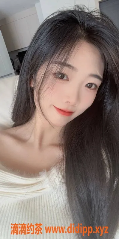 深圳楼凤-龙华小熙熙，1000p体验，超值享受！