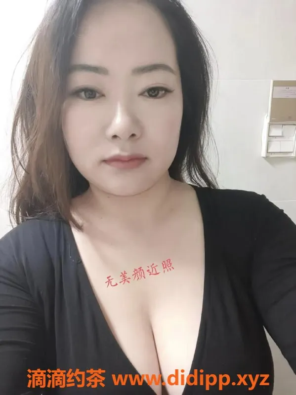 北京spa会所-朝阳劲松少妇推油安摩，技术一流，4张起