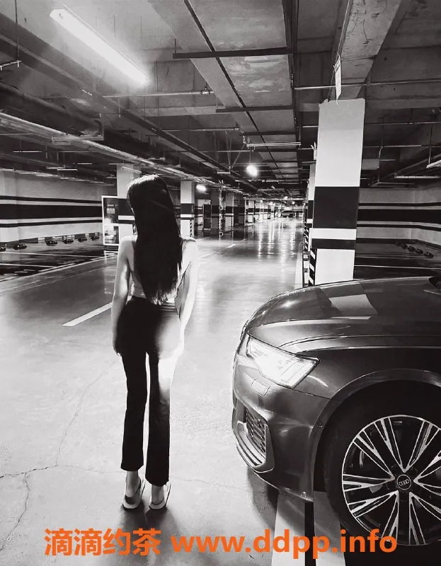 北京楼凤-朝阳酒吧驻唱大美妞，青春窈窕，服务多样