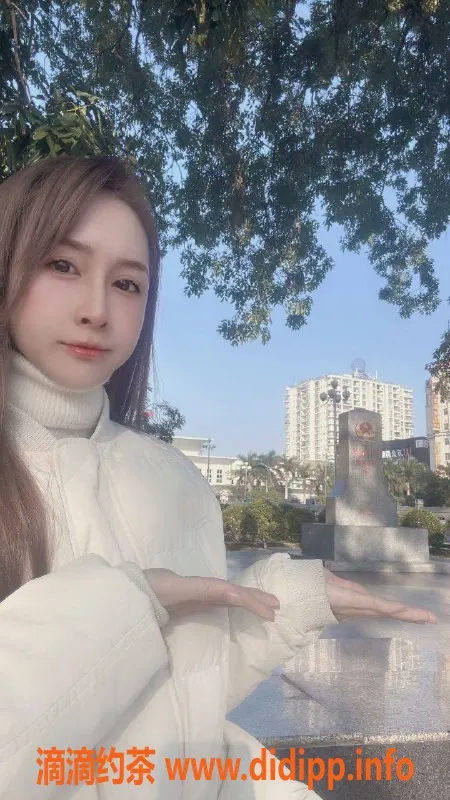 广州楼凤-广州天河罗莎，享受鸳鸯浴与69式服务