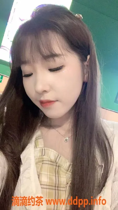 重庆楼凤-渝北自营妹子栩栩，165cm身材火辣，服务中等