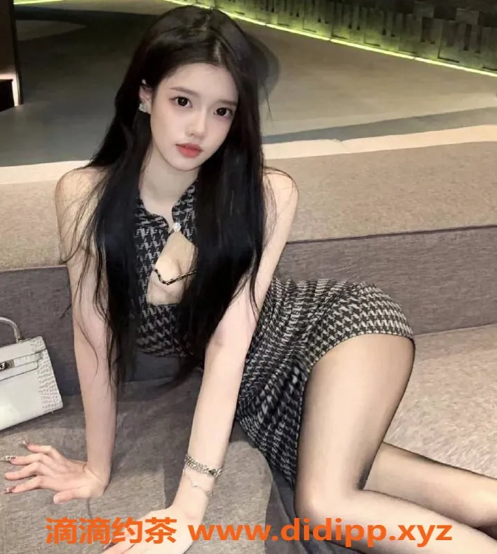 上海楼凤-静安蜜桃，170身高C罩杯，1200元起