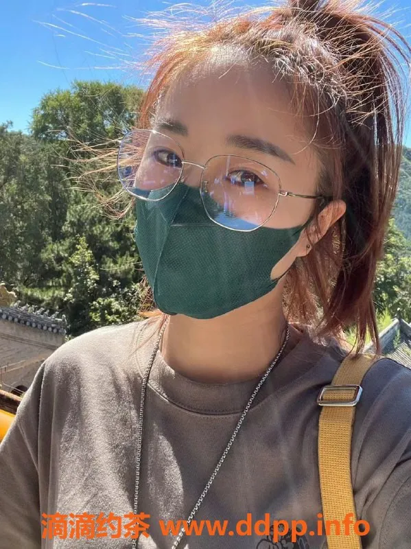 北京楼凤-昌平立水桥高挑小妹，颜值高、腿长服务好