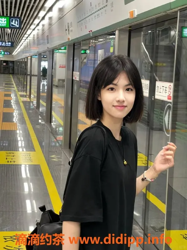 北京楼凤-朝阳北苑清新短发小妹，身高160，80斤超乖巧