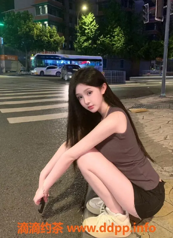 深圳楼凤-深圳南山米亚，25岁，169cm，1288元起