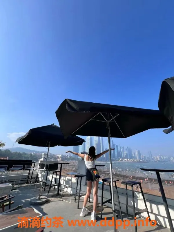 北京楼凤-通州可可爱爱00后，168cm大方甜心，10张起