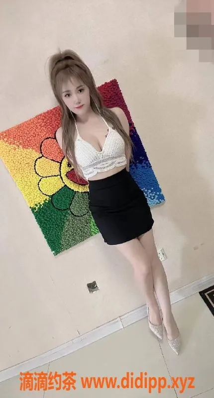 北京楼凤资源信息,北京三里屯安玥26岁，166cm童颜巨乳服务8元