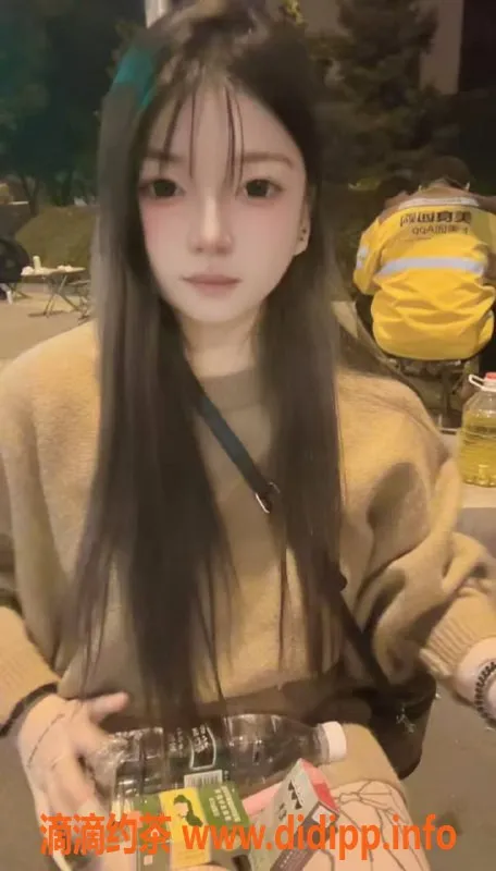 北京楼凤-北京可乐，165厘米，90斤，茶费1K