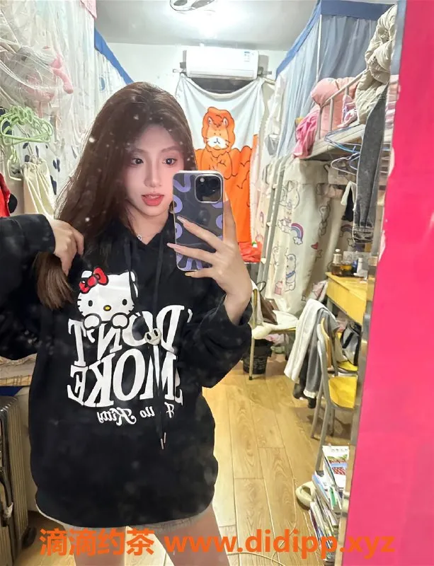 杭州楼凤资源信息,滨江区甜美可爱学妹杨晓晓，身高163，89斤