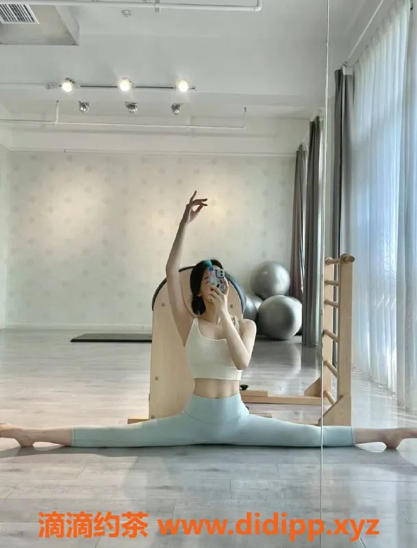 北京楼凤-朝阳东四环瑞宝儿，1500p享优质服务