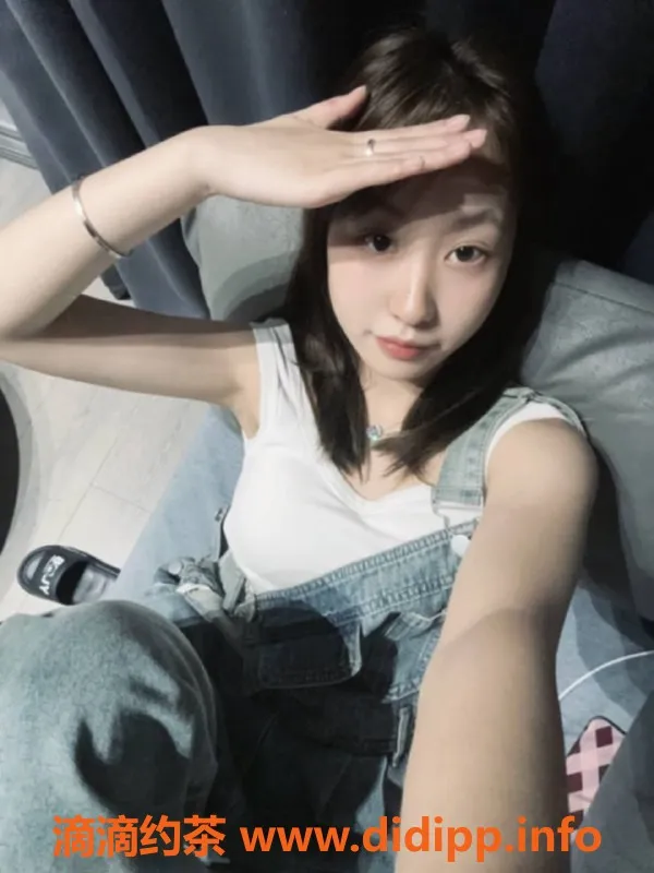 深圳楼凤资源信息,龙华糖糖，998元舌吻、陪浴、啪啪热选