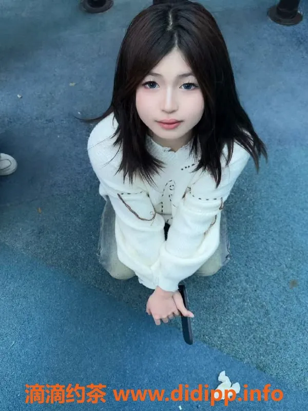 成都楼凤-成都小汐 17岁，身高160，体重95，服务500起