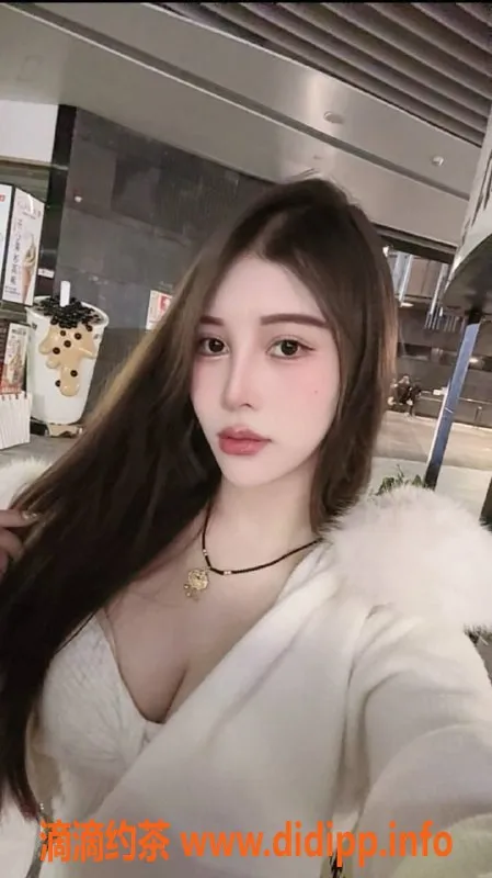 深圳楼凤资源信息,龙华大茜茜，价位P800，身材火爆！