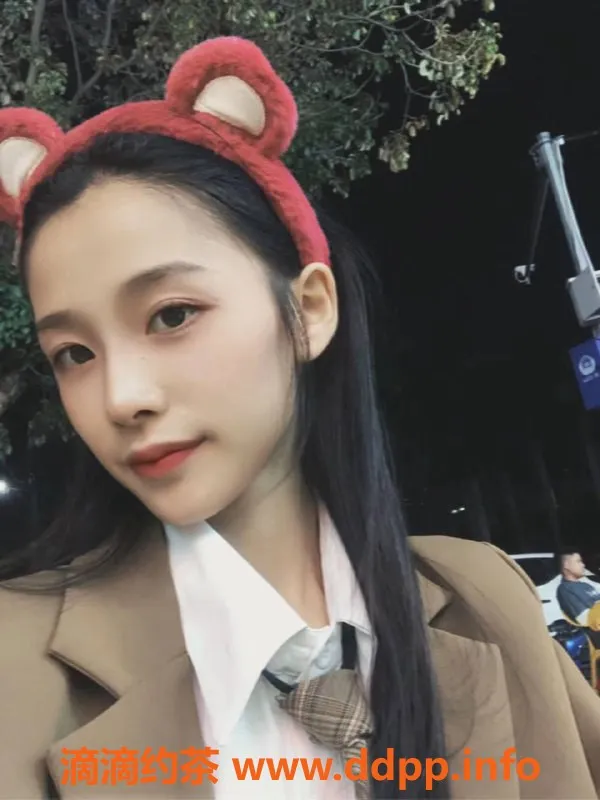 深圳楼凤-南山晓熙，850元起，制服丝袜服务