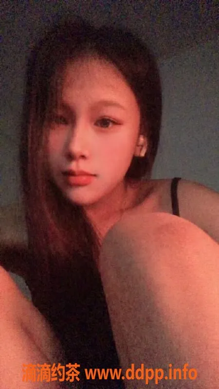 成都楼凤资源信息,成华区18岁白虎嫩妹，155cm80斤，服务超好！