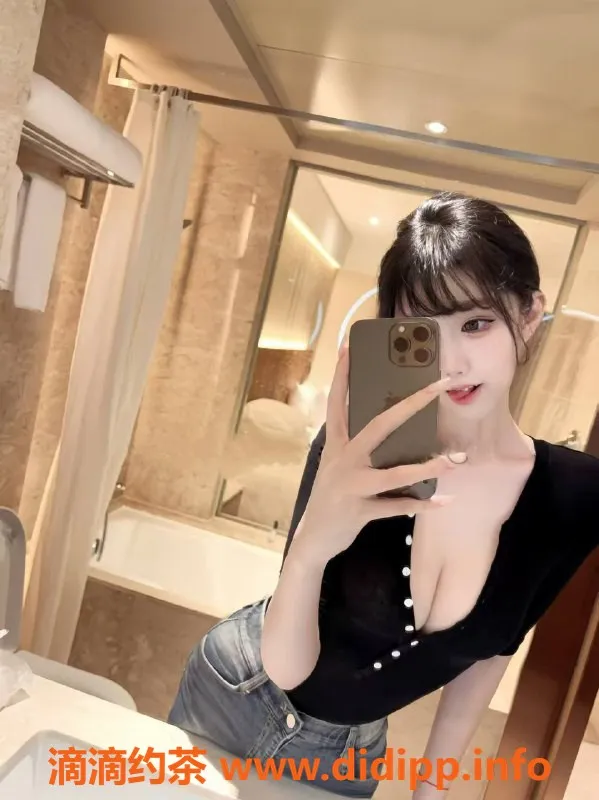 上海楼凤-闵行小妖，1600元不夜服务，速来体验