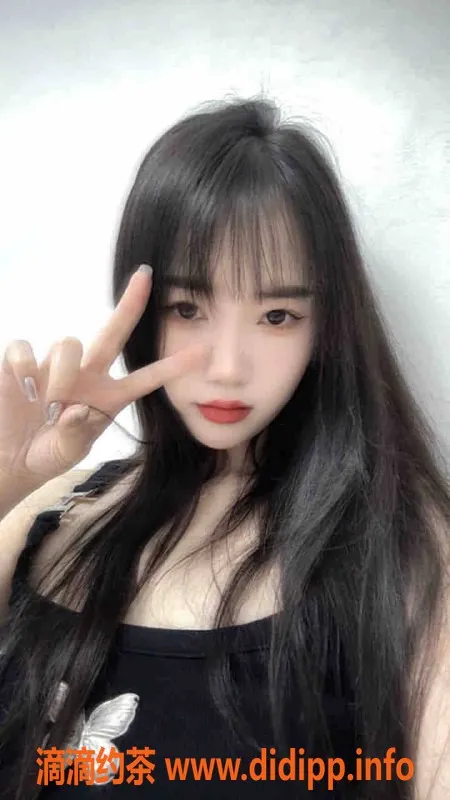 上海楼凤-闵行甜甜：168身高，96体重，2200PP