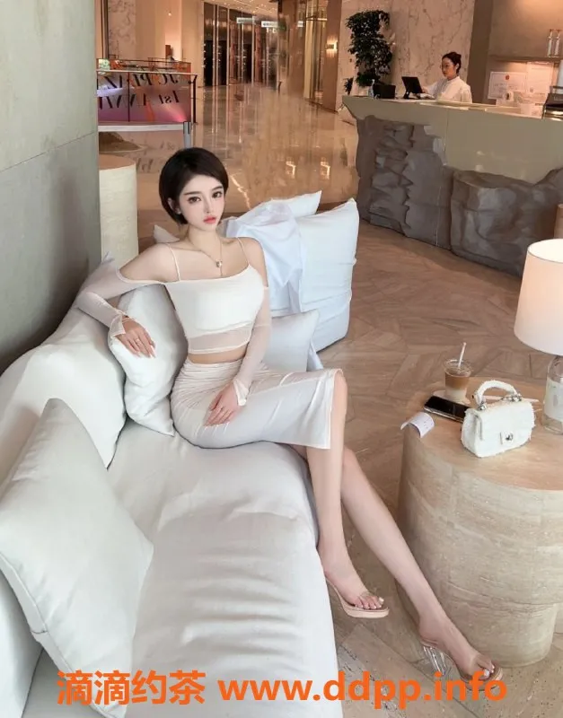 上海楼凤-闵行✿柳如言，25岁175cm，36E只需800元