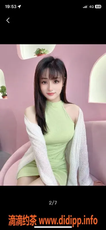 长沙楼凤资源信息,雨花区嫩妹诗诗，身高163，价格7p