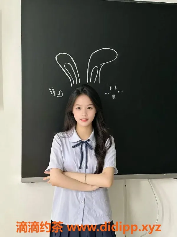 深圳楼凤-宝安怡怡，1200元起，鸳鸯浴+制服服务