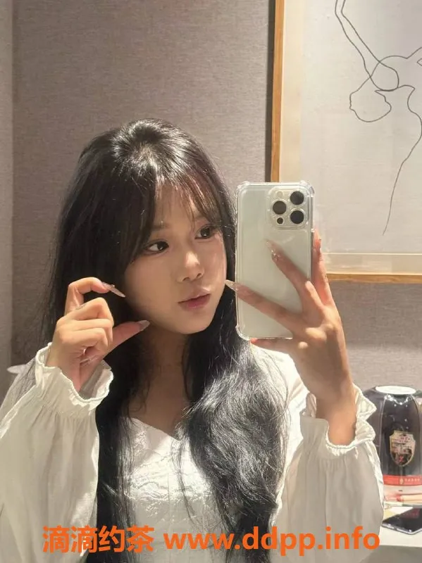 深圳楼凤-宝安小雨儿，688元超值服务等你来体验！