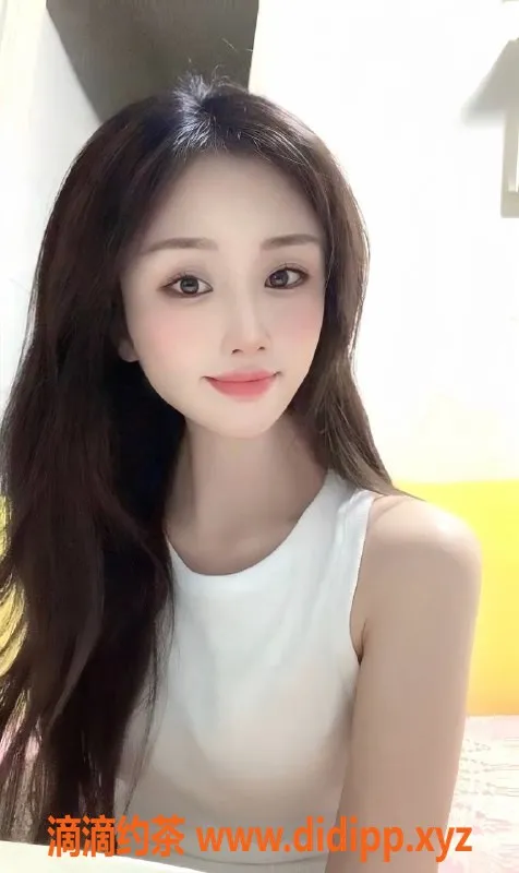 北京楼凤-三里屯高圆圆，活泼22岁女友风，茶费1K