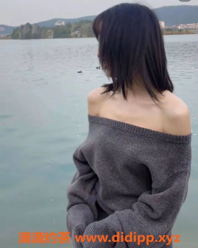 北京楼凤资源信息,北京三元桥官官，158身高92斤，茶费1K