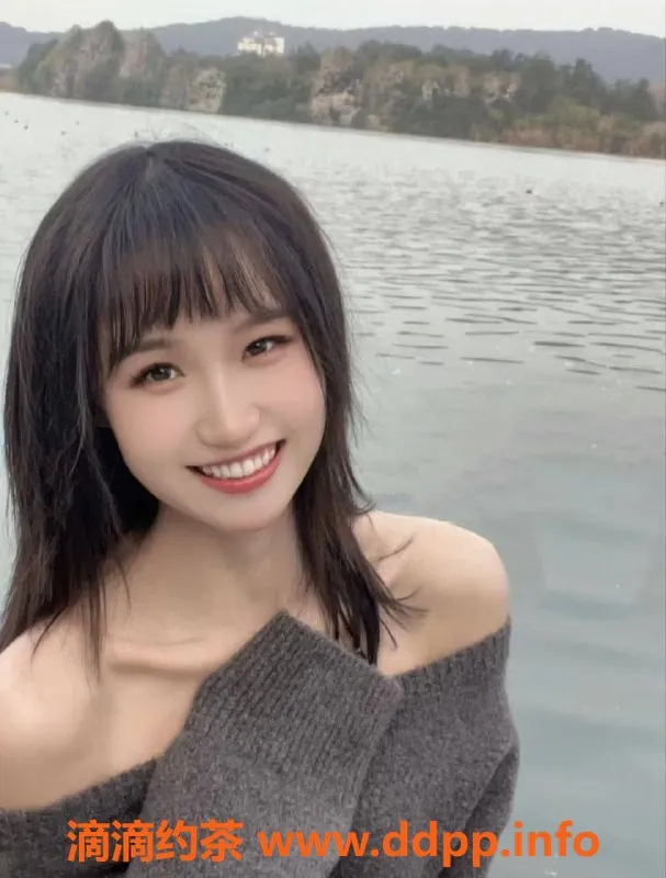 北京楼凤-北京三元桥官官，158身高92斤，茶费1K