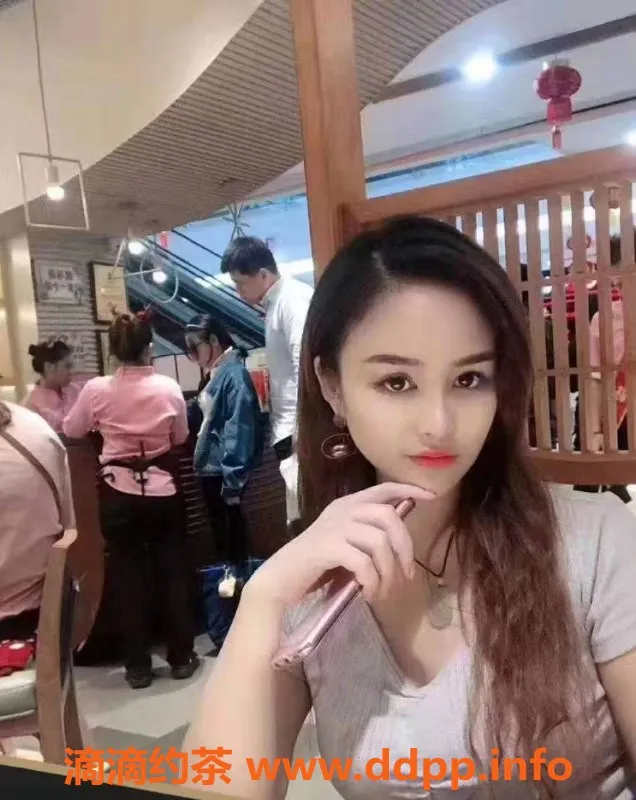 北京楼凤-北京大郊亭莹莹，26岁C杯，身高161，800元