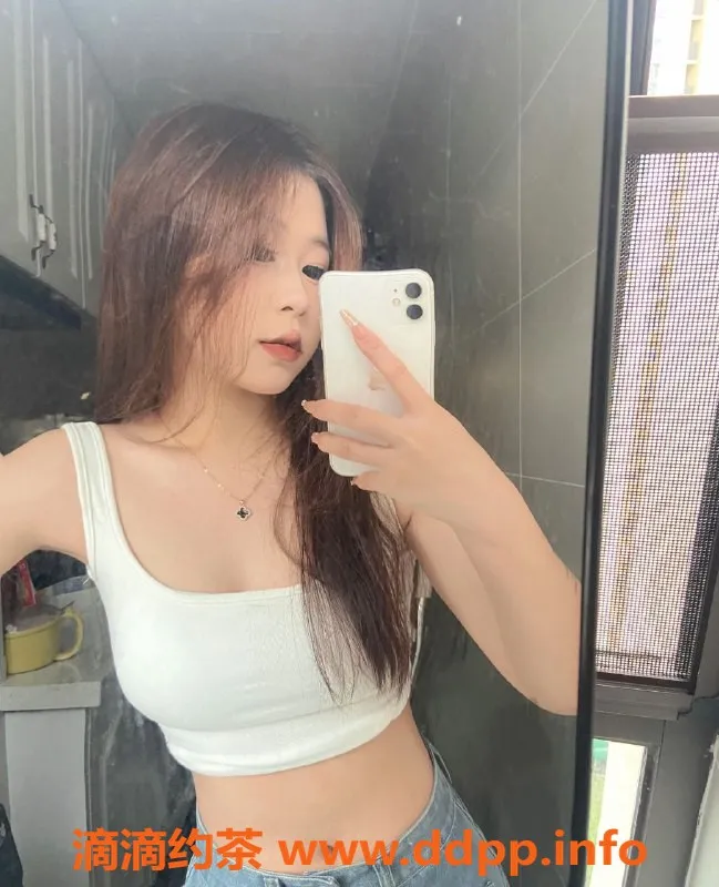 成都楼凤-成都贝壳，158cm大胸嫩妹，500元体验