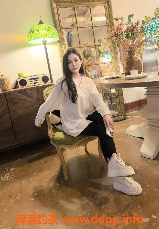 北京楼凤-北京大郊亭笑妍，160cm萝莉，茶费8