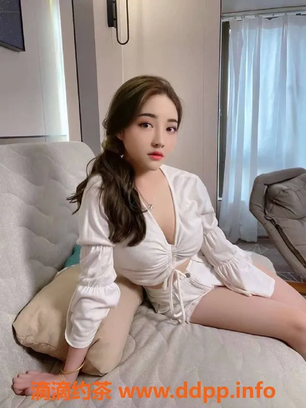 北京楼凤-朝阳00后小乳神，D罩杯甜辣风