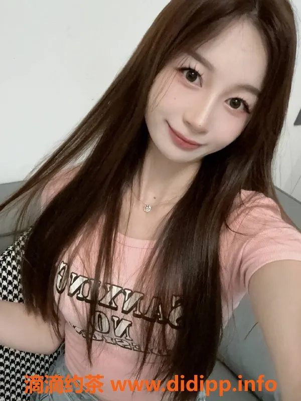 广州楼凤-黄埔嫩妹微微，期待你的体验！