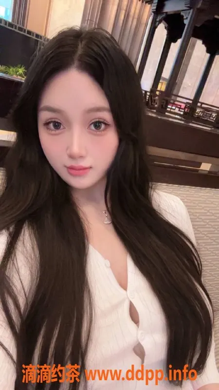 广州楼凤-天河白晶晶，御姐低价服务等你体验