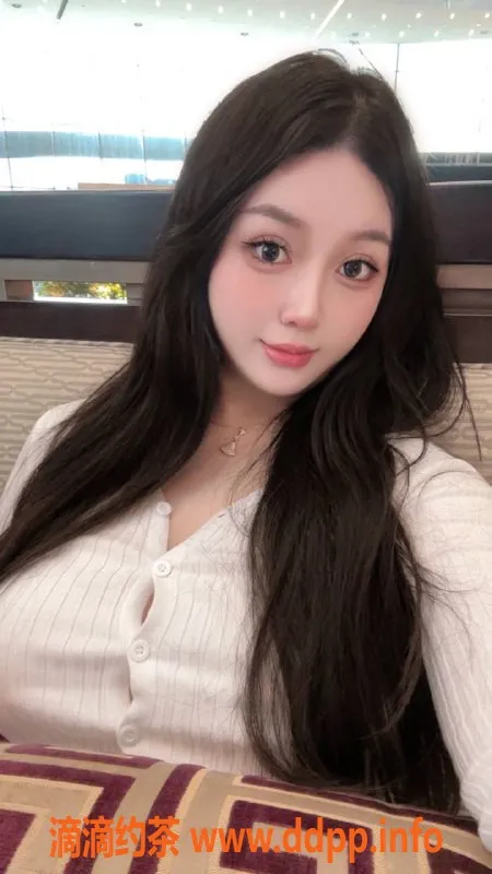 广州楼凤-天河白晶晶，御姐低价服务等你体验