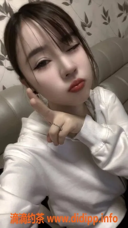 北京楼凤资源信息,朝阳小奶霸，23岁，服务贴心，性价比超高