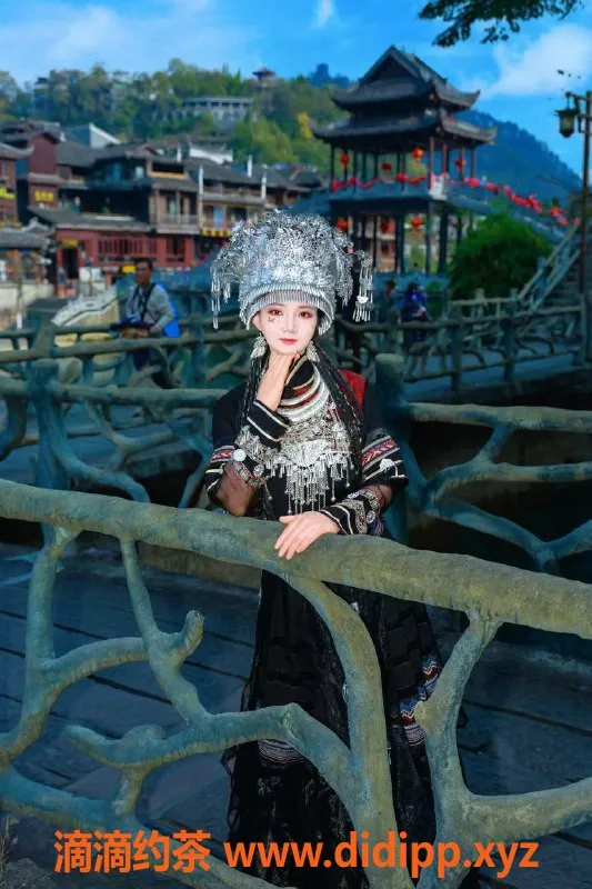 北京楼凤-朝阳嫣然，重庆妹子162cm，105斤，茶费5