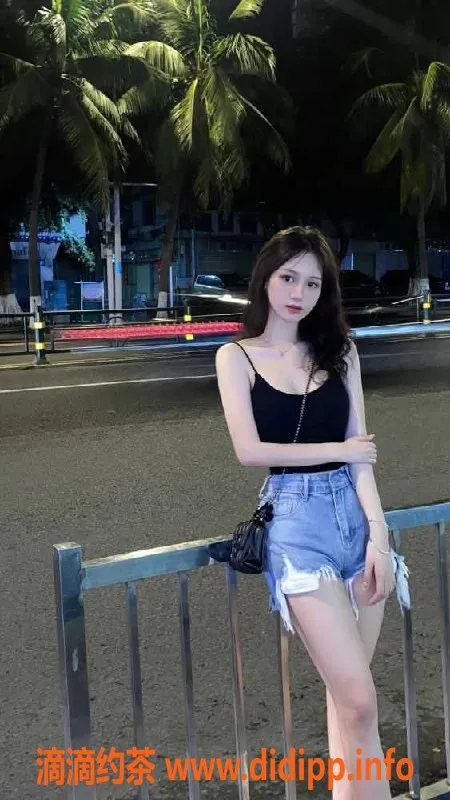 广州楼凤资源信息,番禺绣美22岁，162cm身材，情趣服务多多