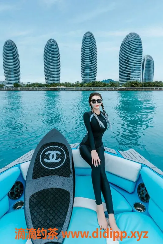 北京楼凤-朝阳新晋95后御姐，天然D杯技术流