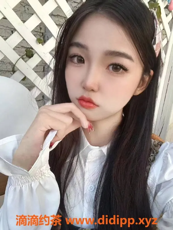 深圳楼凤-光明琪琪，160cm，88斤，20岁小仙女提供多种服务